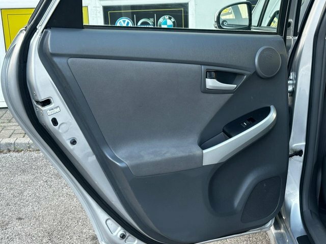 Toyota Prius 1.8 Vvti T Spirit Cvt Silver #61