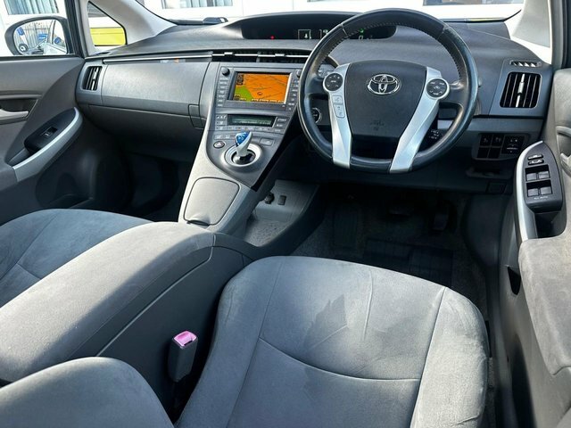 Toyota Prius 1.8 Vvti T Spirit Cvt Silver #7
