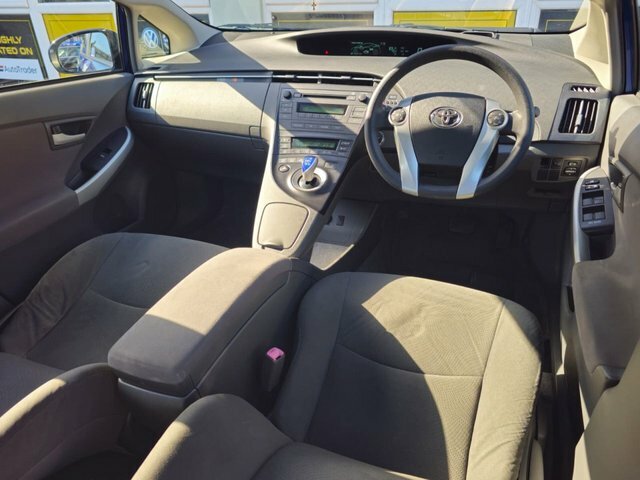 Toyota Prius 1.8 Vvt-h T3 Hatchback Hybrid Cvt Euro Blue #5