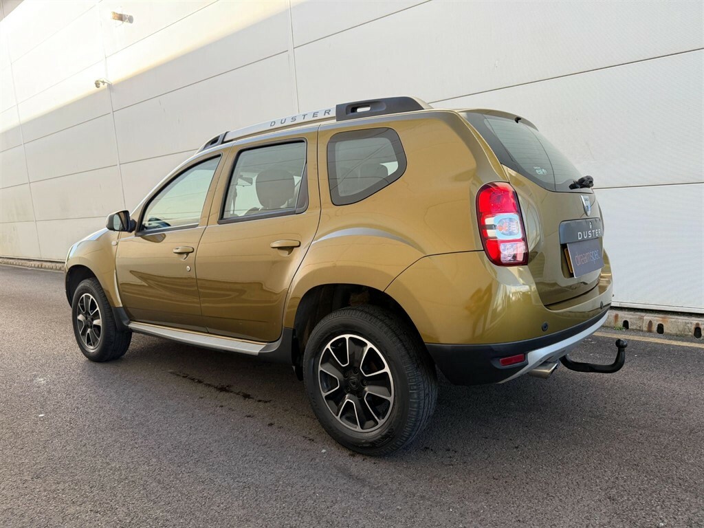 Dacia Duster 1.5 Dci Prestige Suv 4Wd Euro 6 CV66VAX Green #5