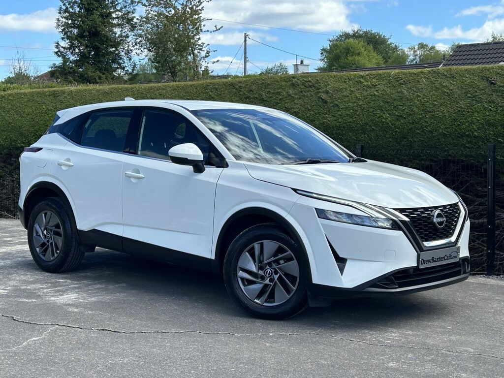 Nissan Qashqai Mpv White #2