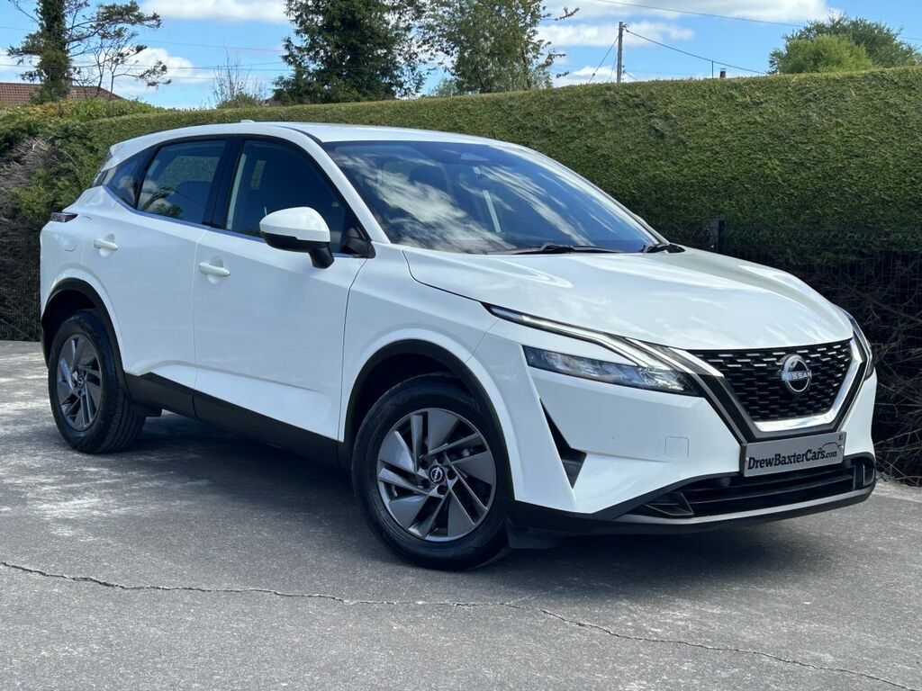 Nissan Qashqai Mpv White