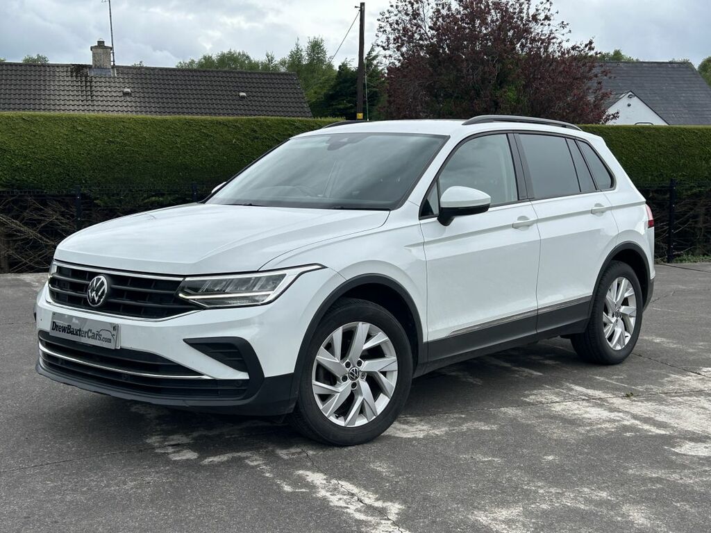 Volkswagen Tiguan Estate  White #6