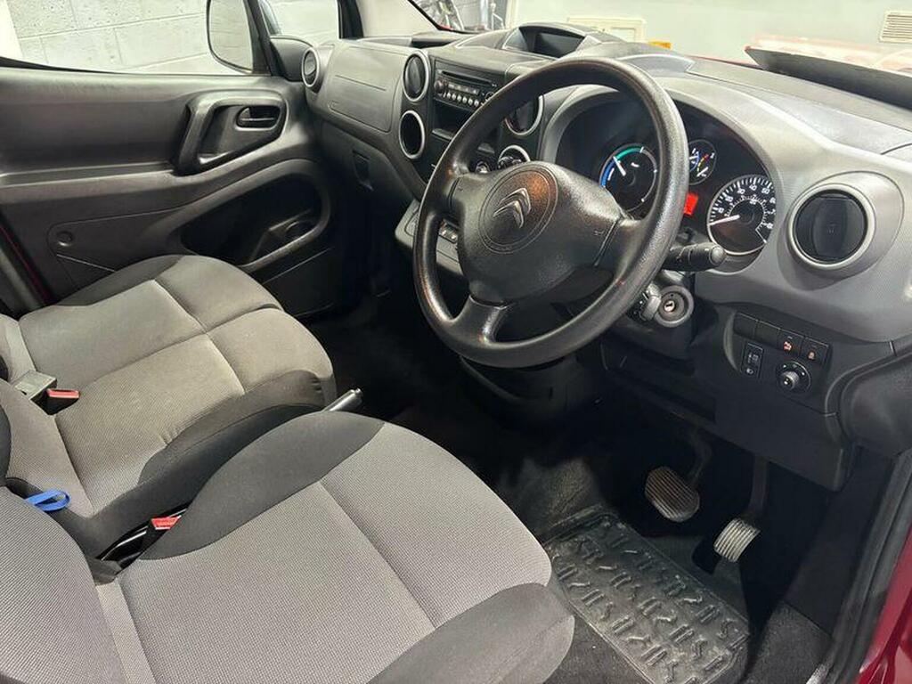 Citroen e-Berlingo Panel Van E 635 LX Cvt Fwd L1 H1 201767 Red #6