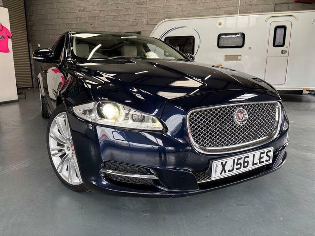 Jaguar XJ Saloon 3.0 V6 Portfolio Euro 5 Ss Lwb Blue