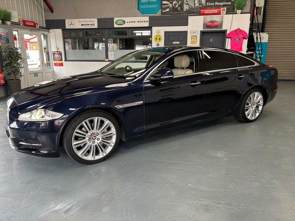 Jaguar XJ Saloon 3.0 V6 Portfolio Euro 5 Ss Lwb Blue #4