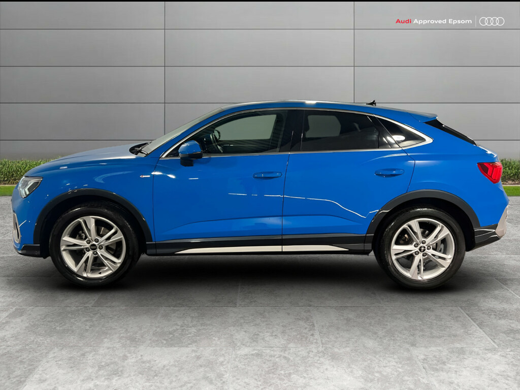 Audi Q3 35 Tfsi S Line RJ22HJO Blue #4