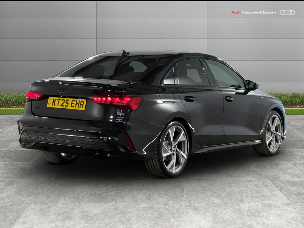 Audi A3 35 Tfsi Black Edition S Tronic KT25EHR Black #3