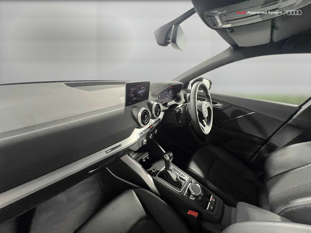 Audi Q2 35 Tfsi S Line S Tronic GF24WXR Black #6