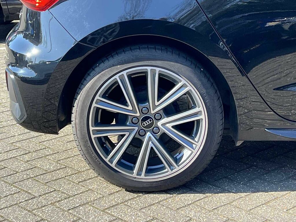 Audi A1 25 Tfsi S Line RF25FJO Black #5