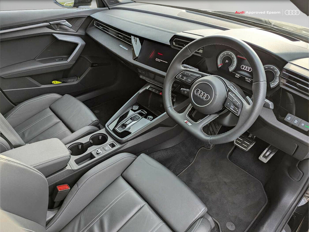 Audi A3 35 Tfsi Black Edition S Tronic RO25OOV Black #2