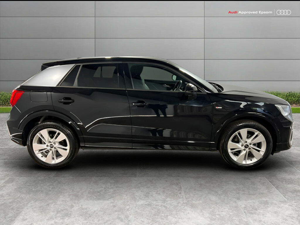 Audi Q2 35 Tfsi S Line S Tronic RJ74EOB Black #4