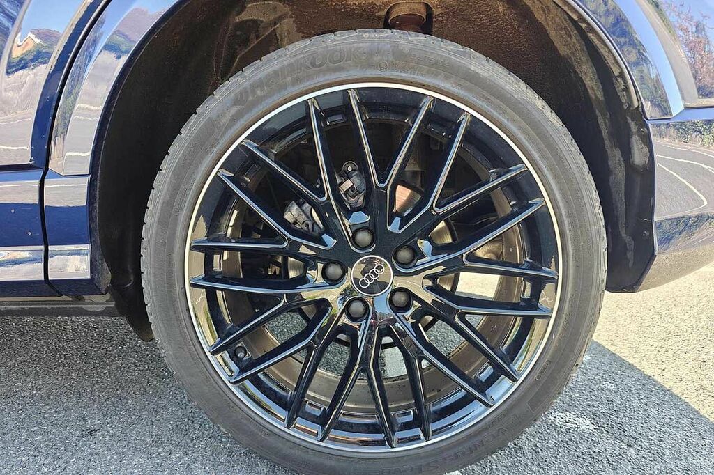 Audi Q2 Black Edition 35 Tfsi 150 Ps S Tronic AO23FPL Blue #5