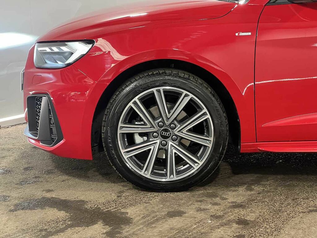 Audi A1 30 Tfsi S Line S Tronic KT25YKL Red #5