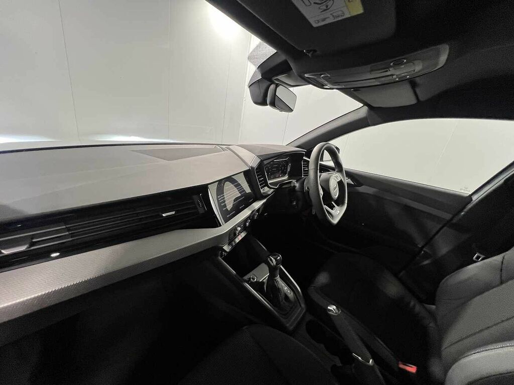 Audi A1 35 Tfsi Black Edition S Tronic Black #6