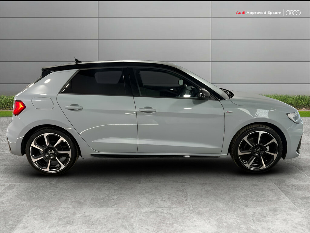 Audi A1 35 Tfsi Black Edition S Tronic Black #4