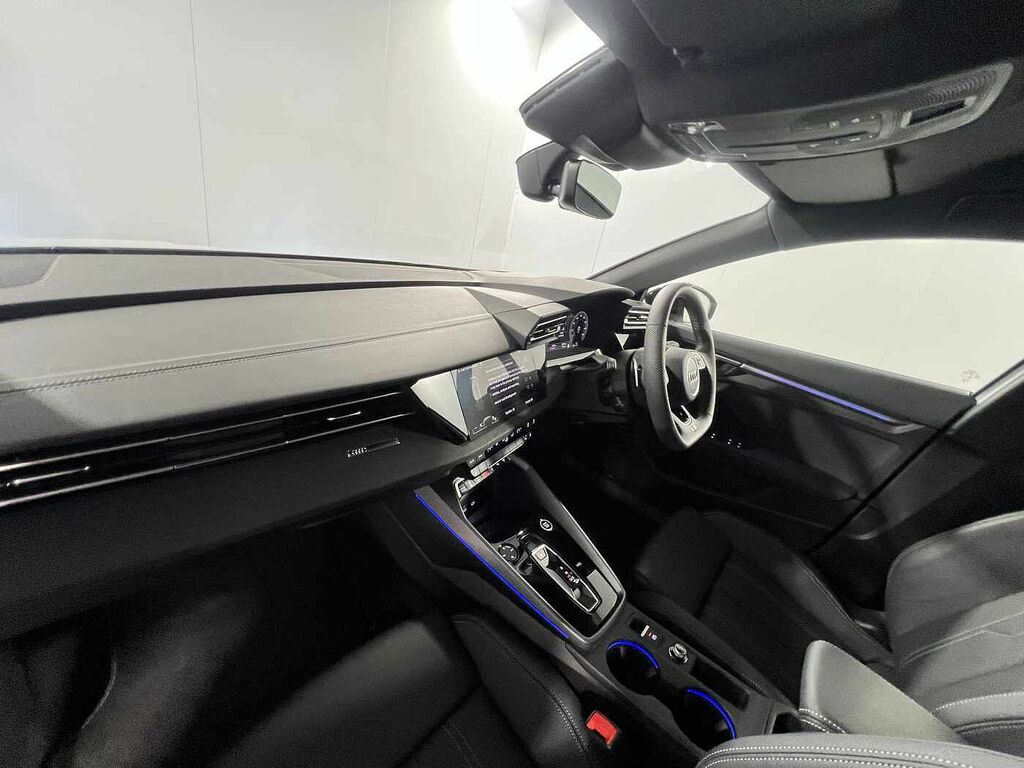 Audi A3 1.5 Tfsi 150 Black Edition S Tronic DK75WWC White #6