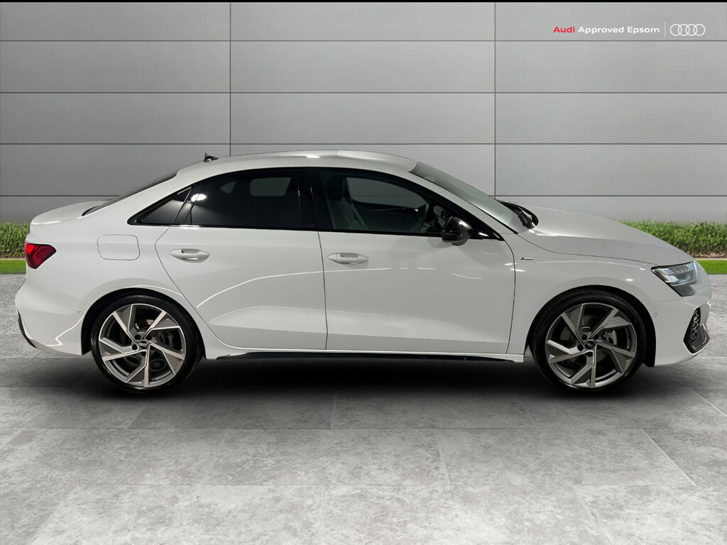 Audi A3 1.5 Tfsi 150 Black Edition S Tronic DK75WWC White #4