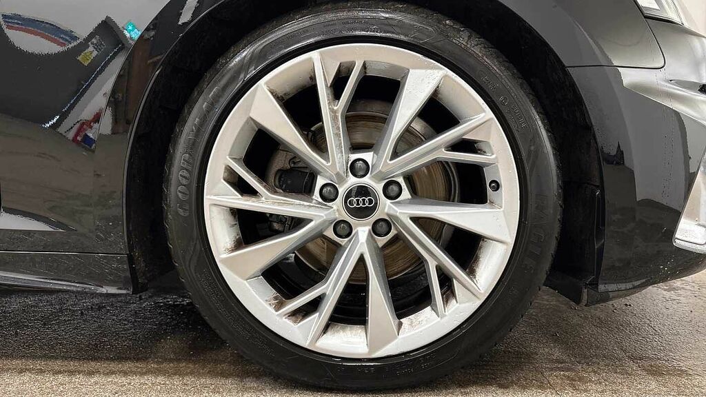 Audi A5 Sport 35 Tfsi 150 Ps S Tronic Black #5