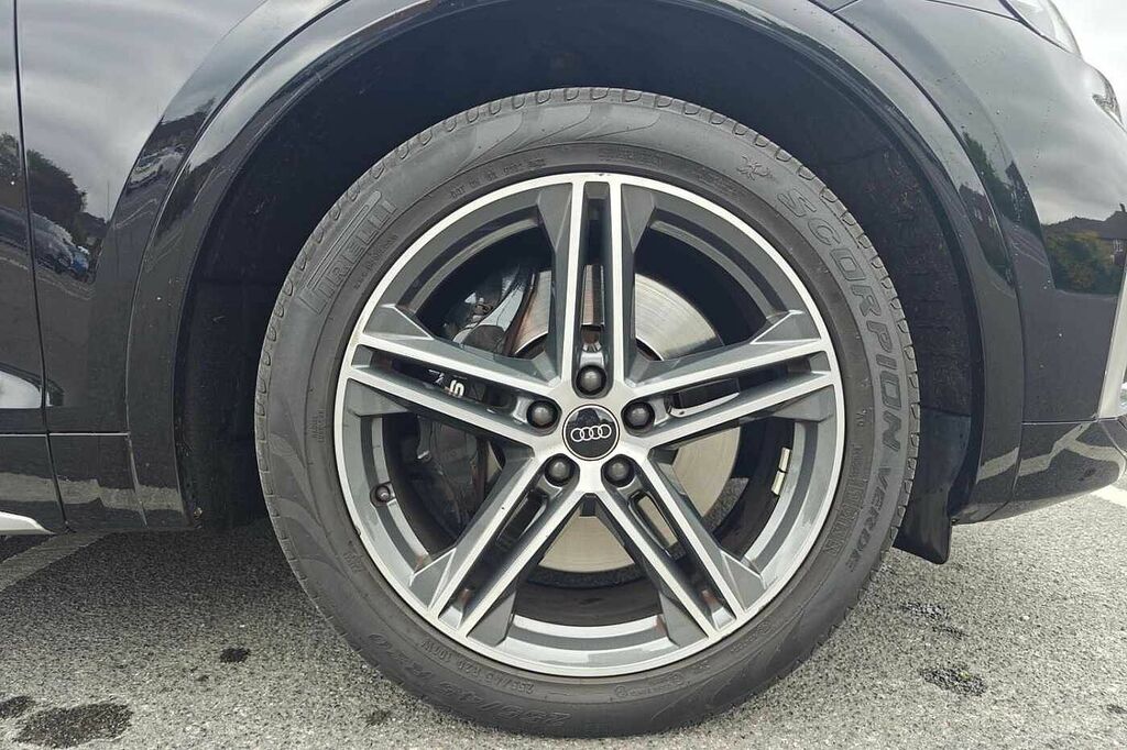 Audi Q5 Tdi 341 Ps Tiptronic RE22LBK Black #6