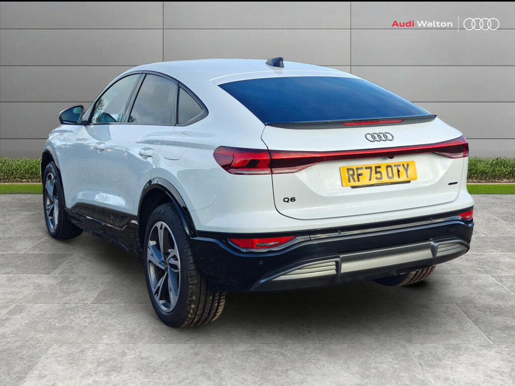 Audi Q6 E-Tron Q6 Sportback S Line E-tron Quattro 285,00 Kw RF75OTY White #3