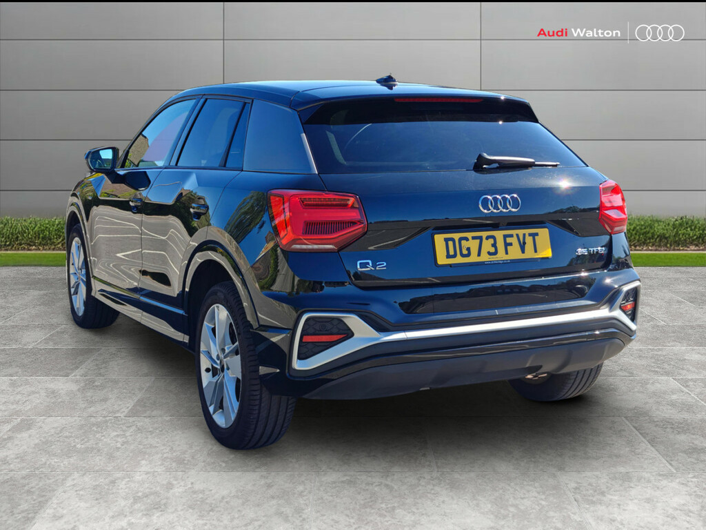 Audi Q2 S Line 35 Tfsi 150 Ps 6-Speed DG73FVT Black #4