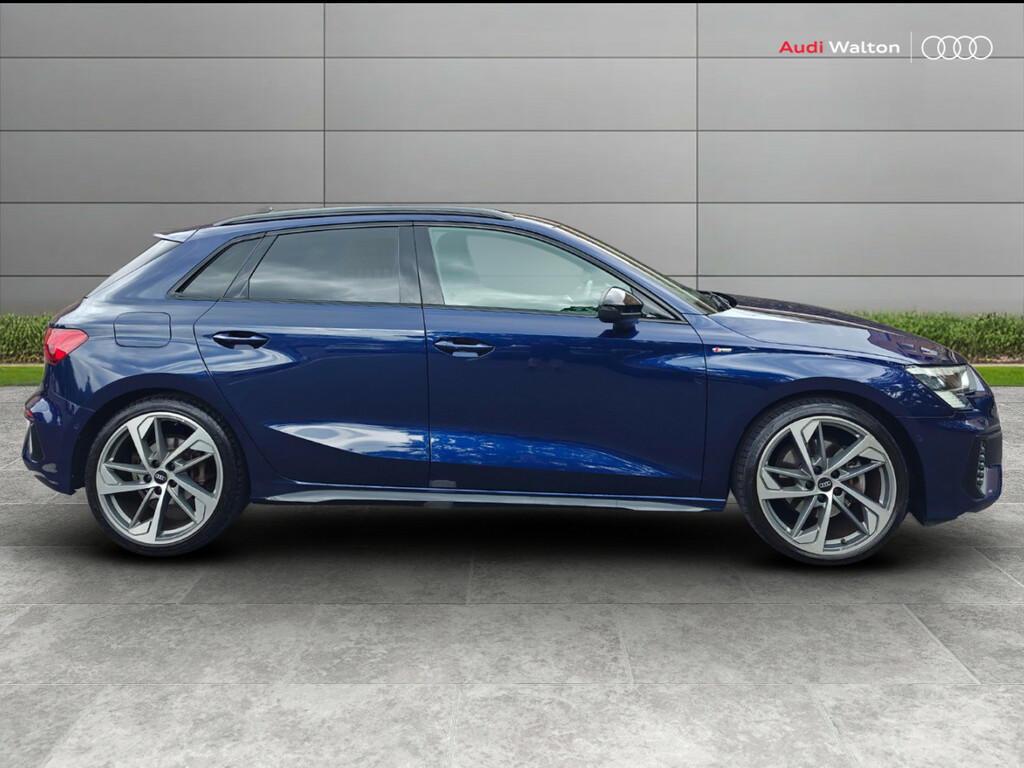 Audi A3 Edition 1 35 Tfsi 150 Ps S Tronic RF72WUP Blue #4