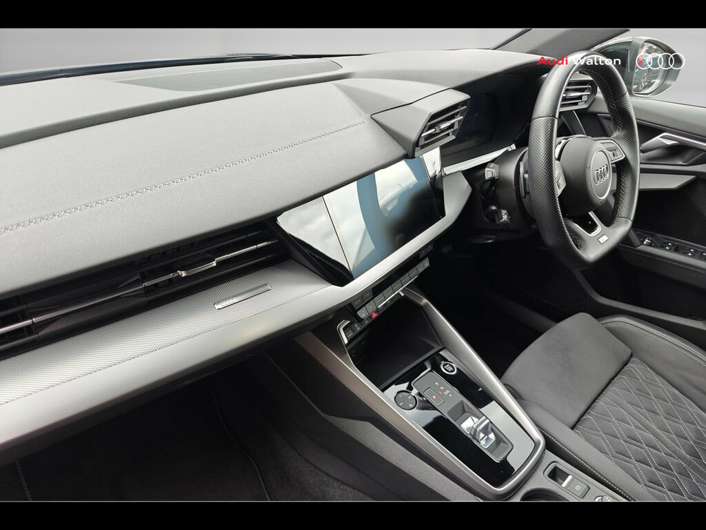 Audi A3 Edition 1 35 Tfsi 150 Ps S Tronic RF72WUP Blue #2
