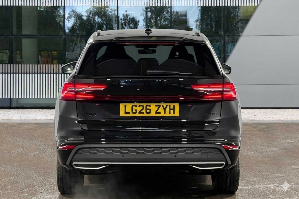 Skoda Kodiaq 1.5 Tsi E-tec Sportline Dsg 7 Seat LG26ZYH Black #6