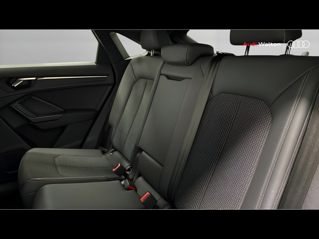 Audi Q3 Black Edition 45 Tfsi E 245 Ps S Tronic ML72LFW Grey #5