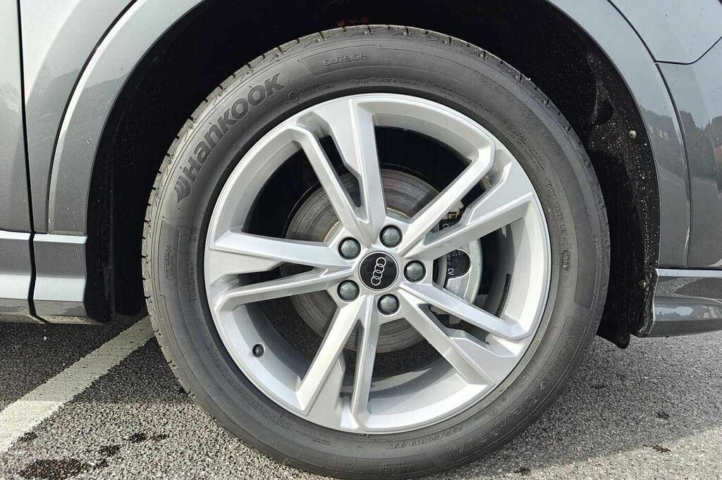 Audi Q3 S Line 35 Tfsi 150 Ps S Tronic RF75GLK Grey #6