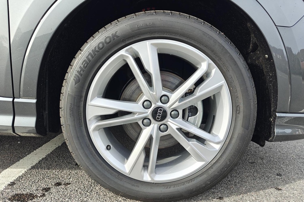 Audi Q3 S Line 35 Tfsi 150 Ps S Tronic RF75GLK Grey #5