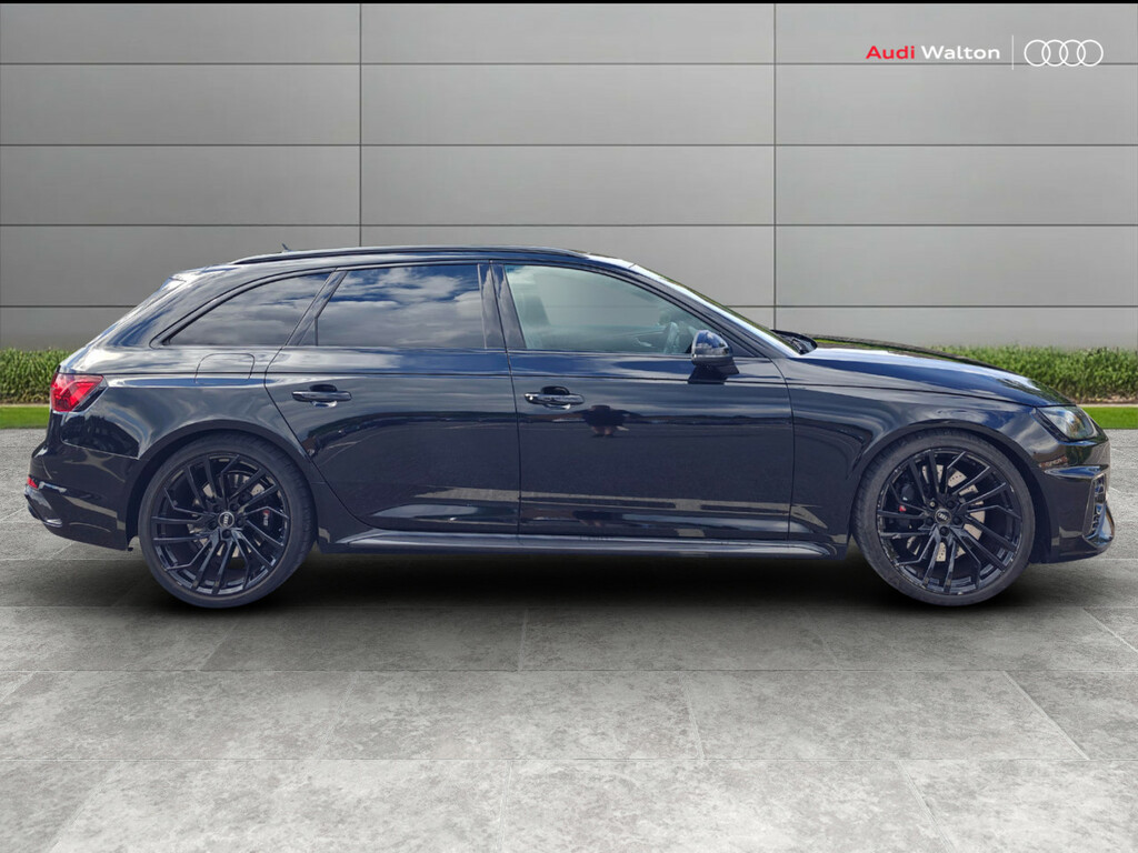 Audi RS4 Rs 4 Tfsi Quattro Carbon Black Tiptronic Black #4