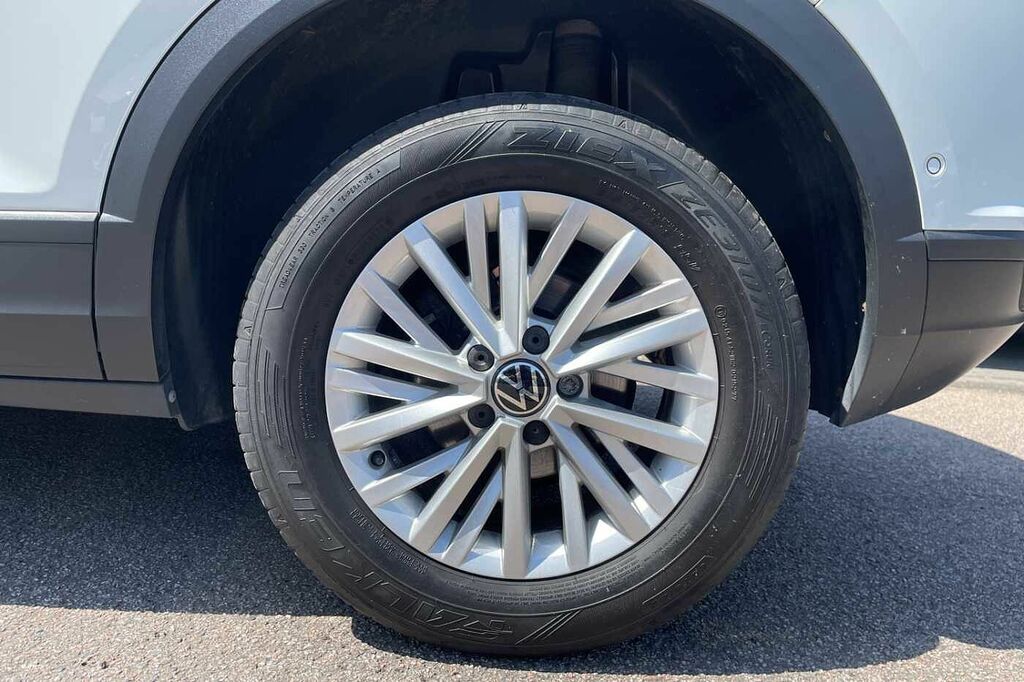 Volkswagen T-Roc 1.5 Tsi Life Dsg YF72PPU White #5