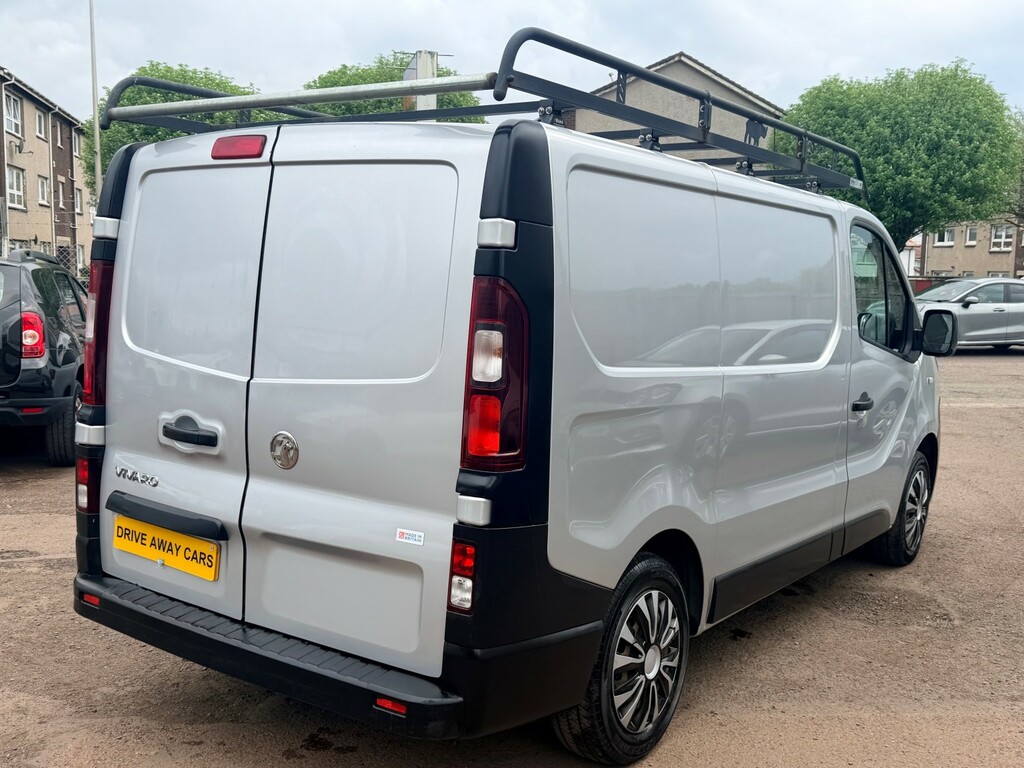 Vauxhall Vivaro 1.6 Cdti 2700 ML68WTO Silver #6