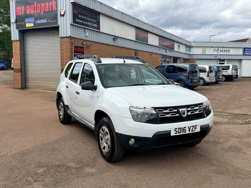 Dacia Duster 1.5 Ambiance Dci 110 4X2 White