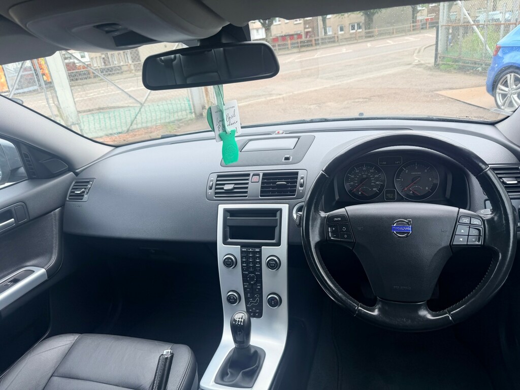 Volvo S40 Se Lux Black #9