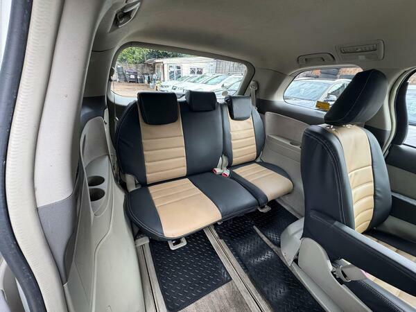 Toyota Estima 4Wd Auto  #25