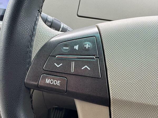 Toyota Estima 4Wd Auto  #30