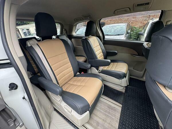 Toyota Estima 4Wd Auto  #24