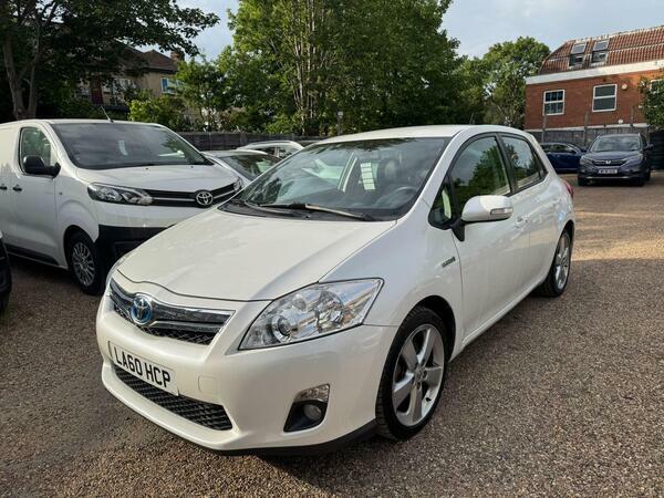 Toyota Auris 1.8 Vvt-h T Spirit Cvt Euro 5 Ss  #2