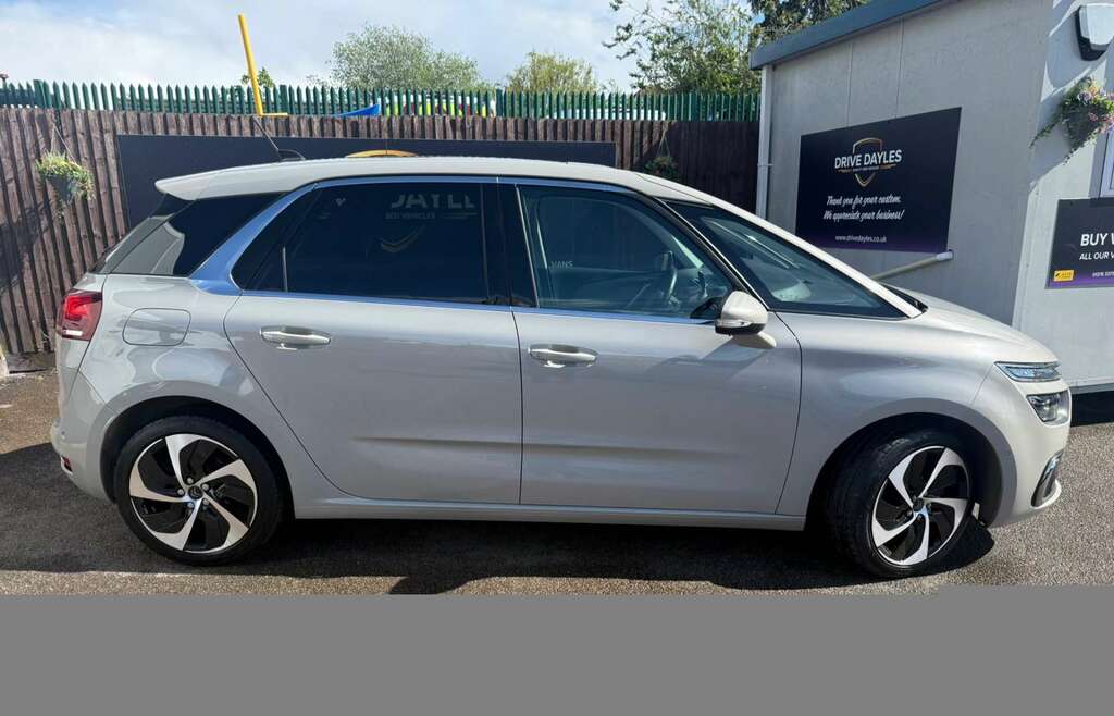 Citroen C4 SpaceTourer 2.0 C4 Spacetourer Flair Blue Hdi Ss Beige #2
