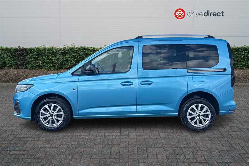 Ford Tourneo Connect 2.0 Ecoblue Titanium Mpv Euro 6 AO23JZC Blue #6