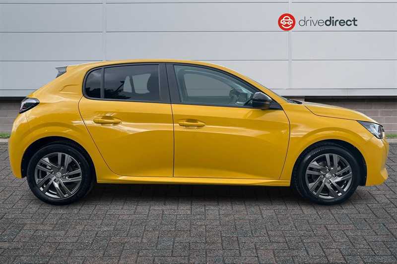 Peugeot 208 1.2 Puretech Active Premium Hatchback URZ5010 Yellow #2