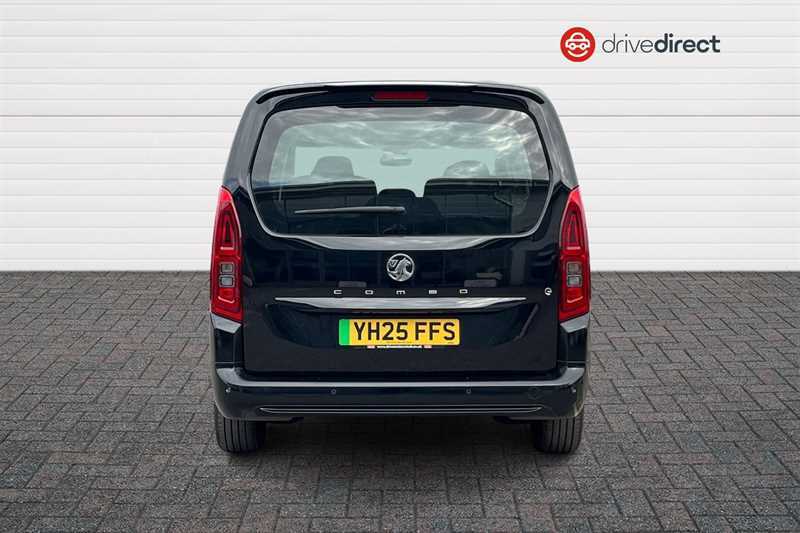 Vauxhall Combo-e Life 52Kwh Design XL Mpv 7.4Kw Charg YH25FFS Black #4