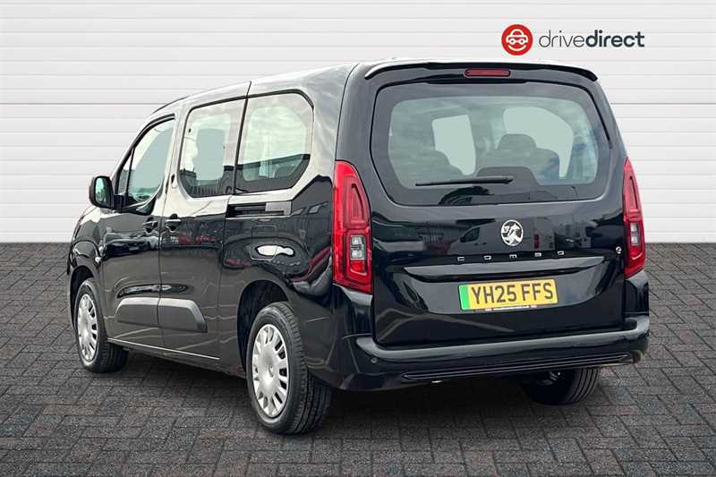 Vauxhall Combo-e Life 52Kwh Design XL Mpv 7.4Kw Charg YH25FFS Black #5