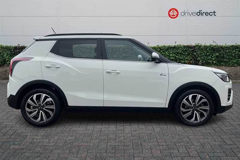 SsangYong Tivoli 1.5P Ultimate Nav Suv Euro 6 Ss White #2