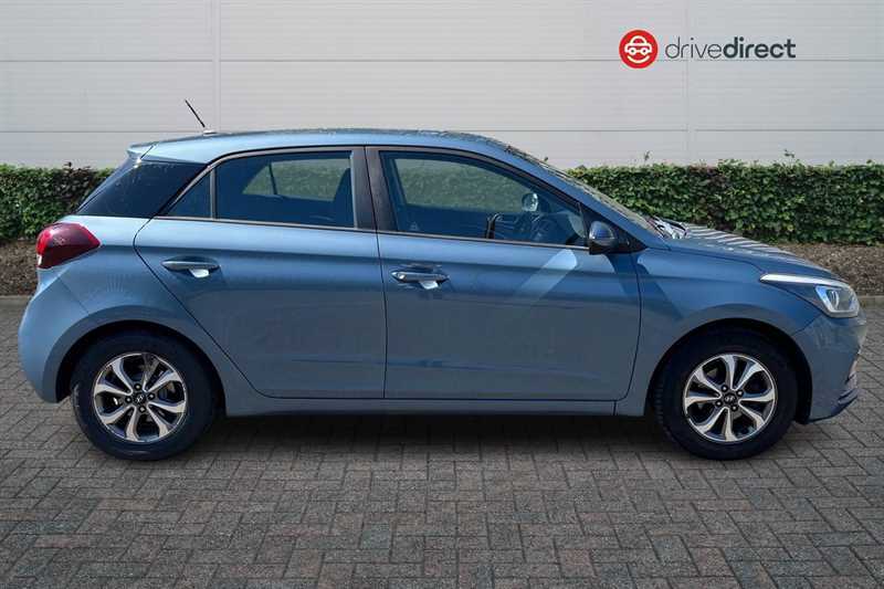 Hyundai I20 1.2 Se Launch Edition Hatchback YX68NWY  #2