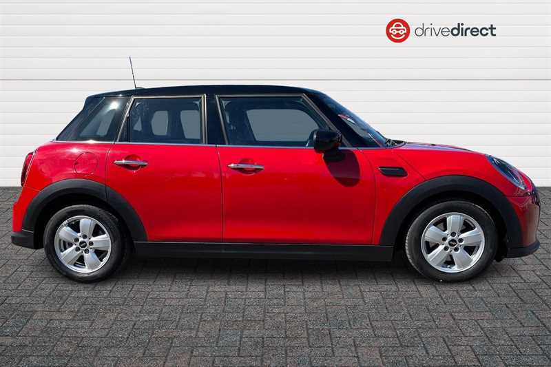 Mini Hatch 1.5 Cooper Classic Hatchback Eur WN22BWK Red #2