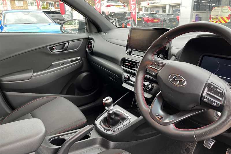 Hyundai Kona 1.0 T-gdi Mhev N Line Suv Hybrid SY23VKF White #4